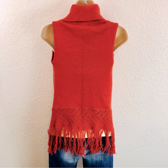 Versona Rust Orange Boho Fringe Vest - Picture 3 of 16